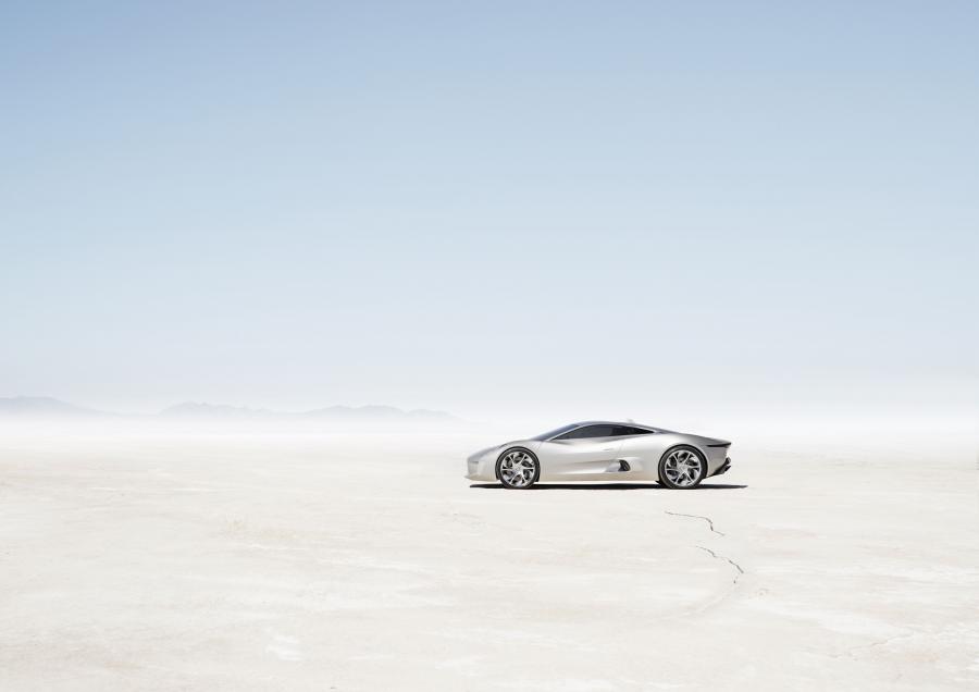  Jaguar C-X75 Concept 2010 года  (фото 123 из 126)